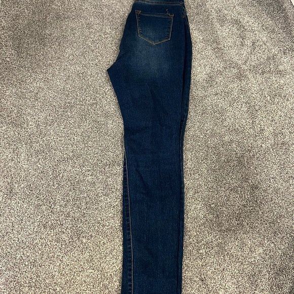 Fashion nova  jeans - Picture 3 of 3